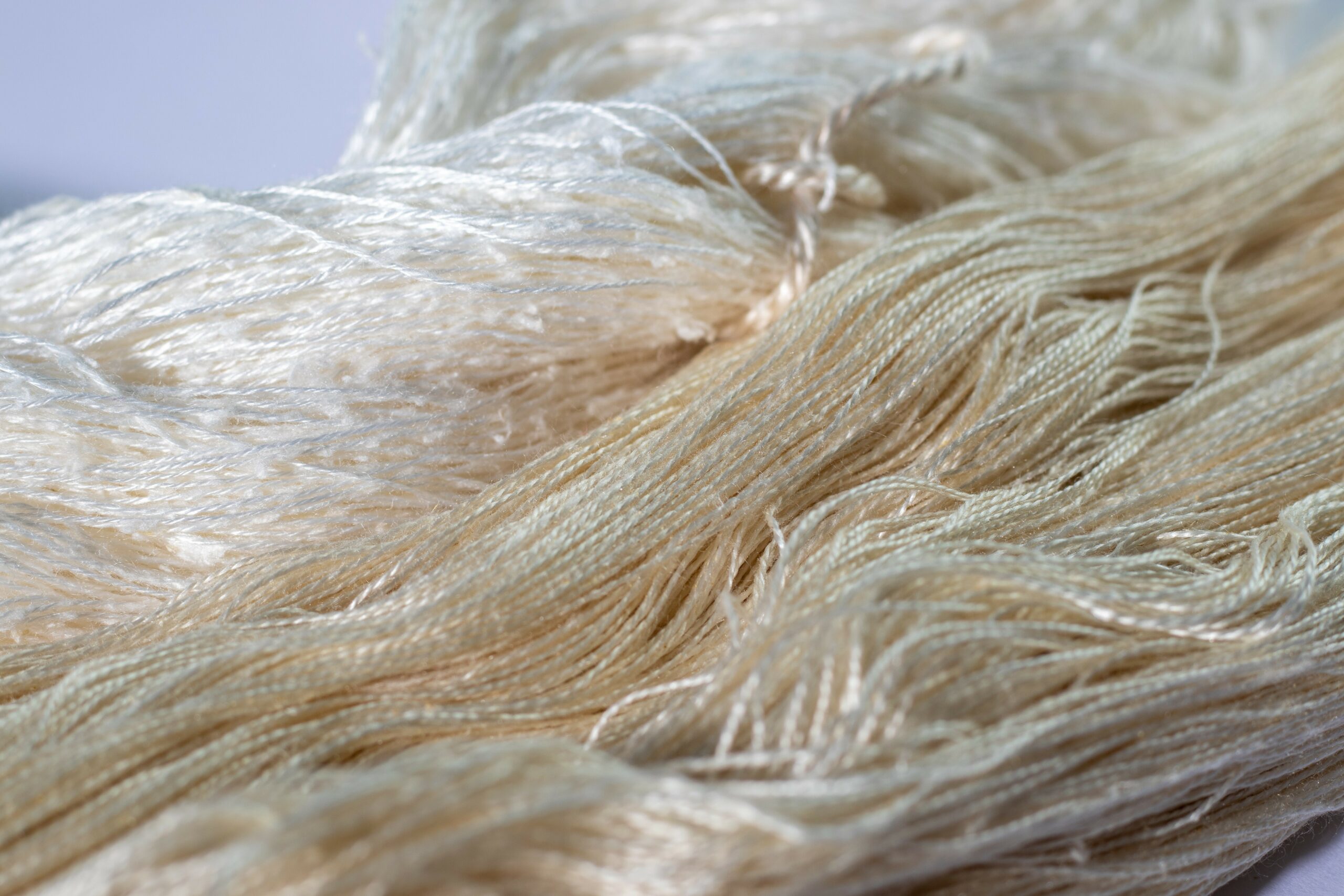 écheveaux de soie, viscose d